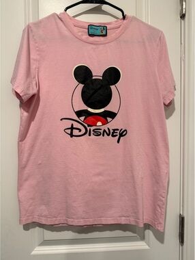 Pink Disney Mickey Mouse Graphic T-Shirt, Size Medium